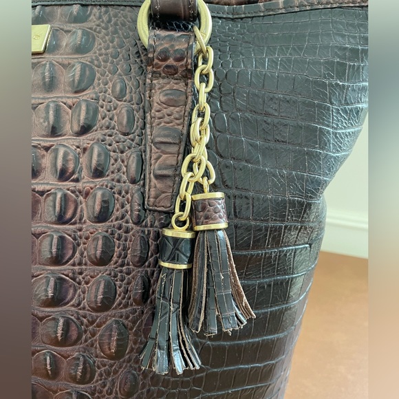 Brahmin EUC leather shoulder tote bag in brown and black with gold tone hardware - Picture 4 of 16
